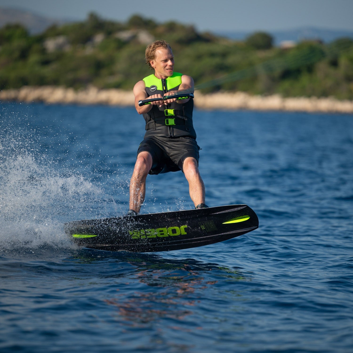 Jobe Vanity Wakeboard with Host Boots Package